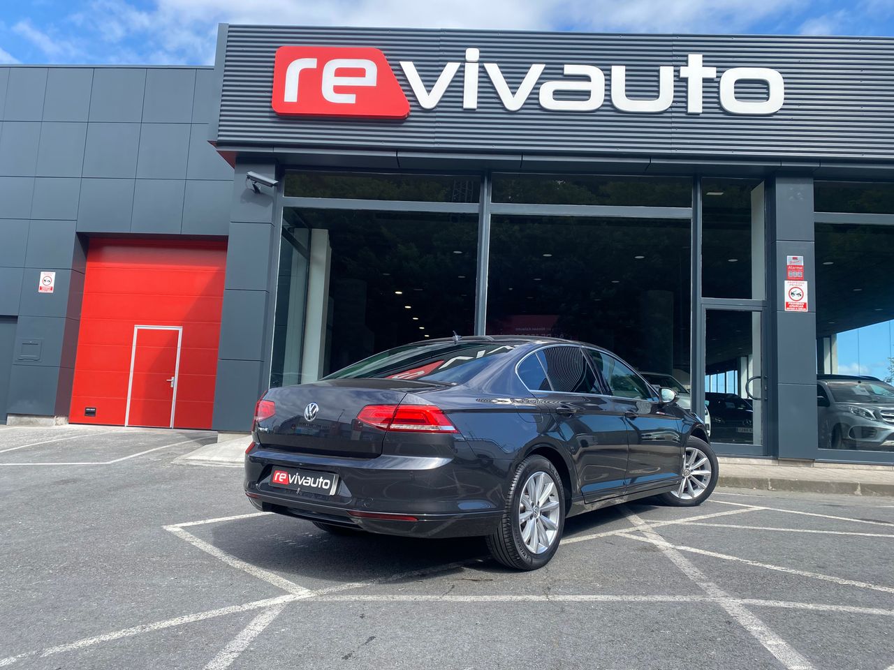 Volkswagen Passat Advance 2.0 TDI 110kW (150CV) - foto 20