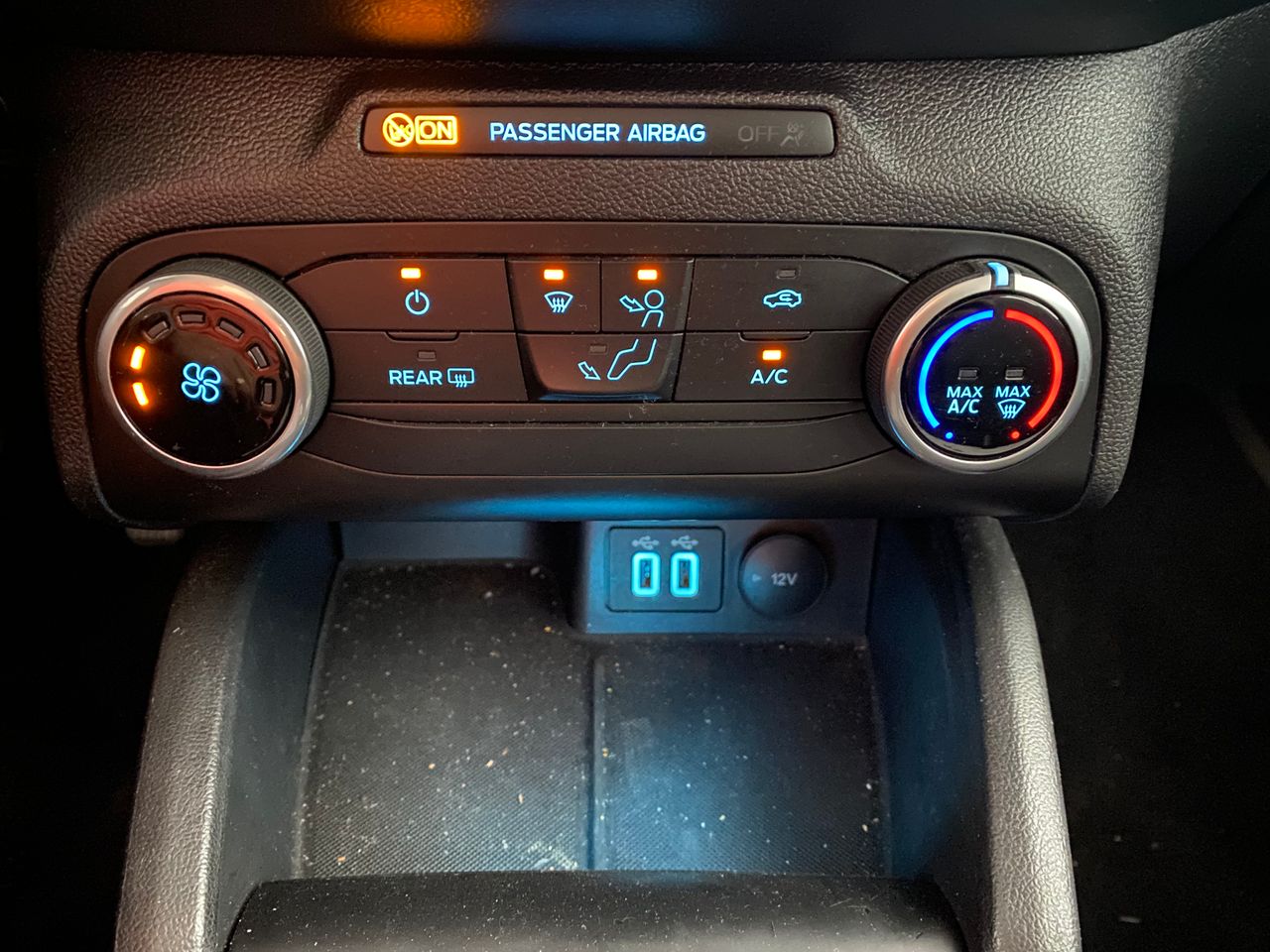 Ford Focus 1.5 Ecoblue 88kW Trend+ - foto 14