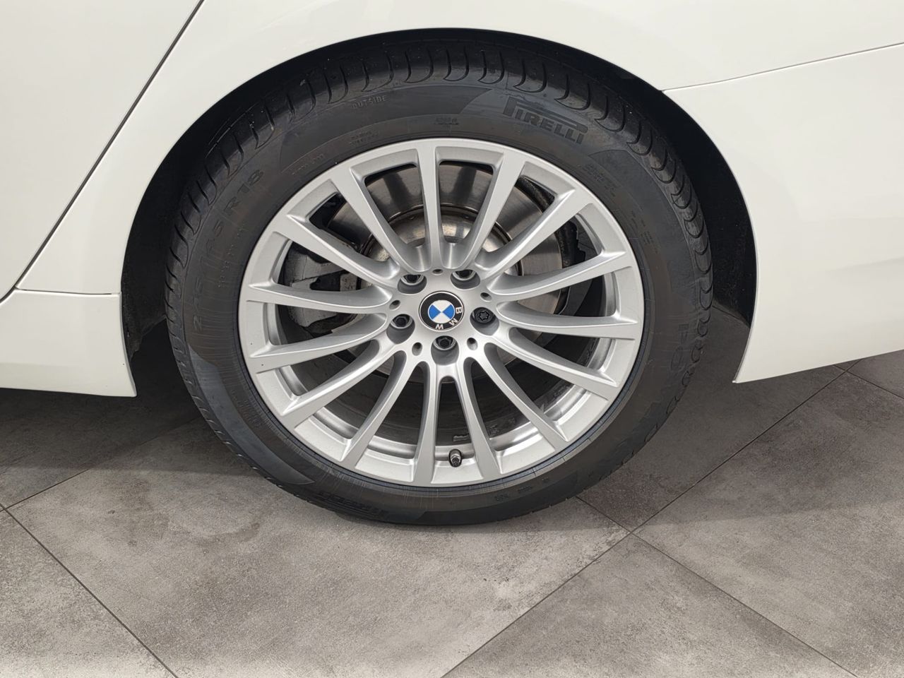 BMW Serie 5 530e xDrive Touring - foto 4