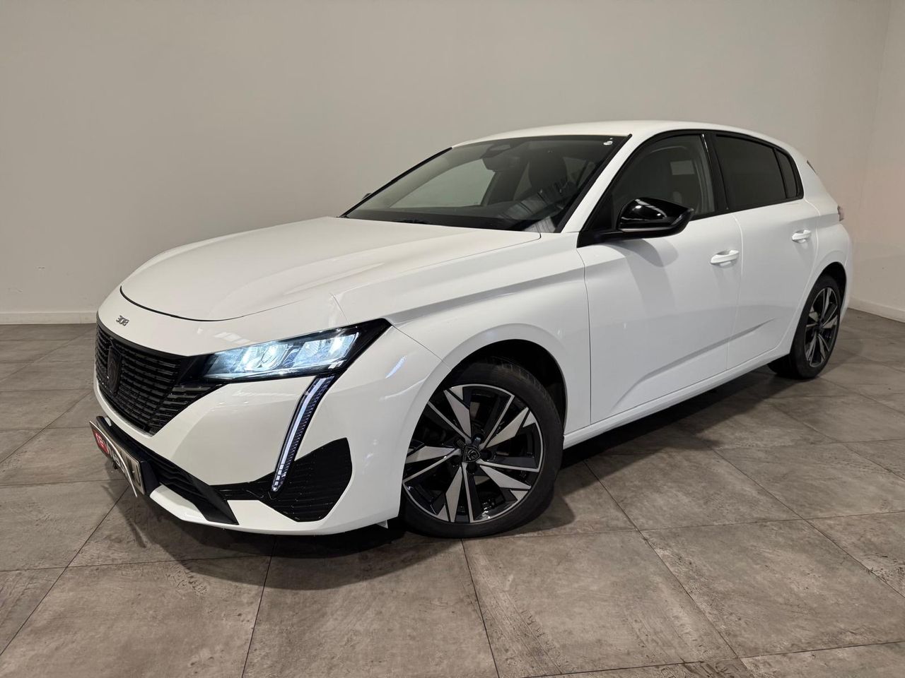 Peugeot 308 5P Allure BlueHDi 130 S&S EAT8