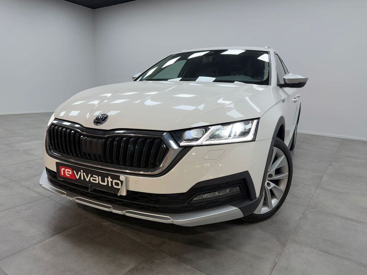 Skoda Octavia Combi 2.0 TDI 110kW(150CV) DSG 4x4 Scout