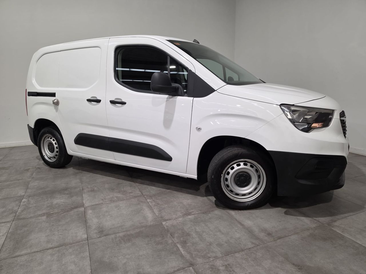 Opel Combo Cargo 1.5 TD Select L H1 650kg - foto 3