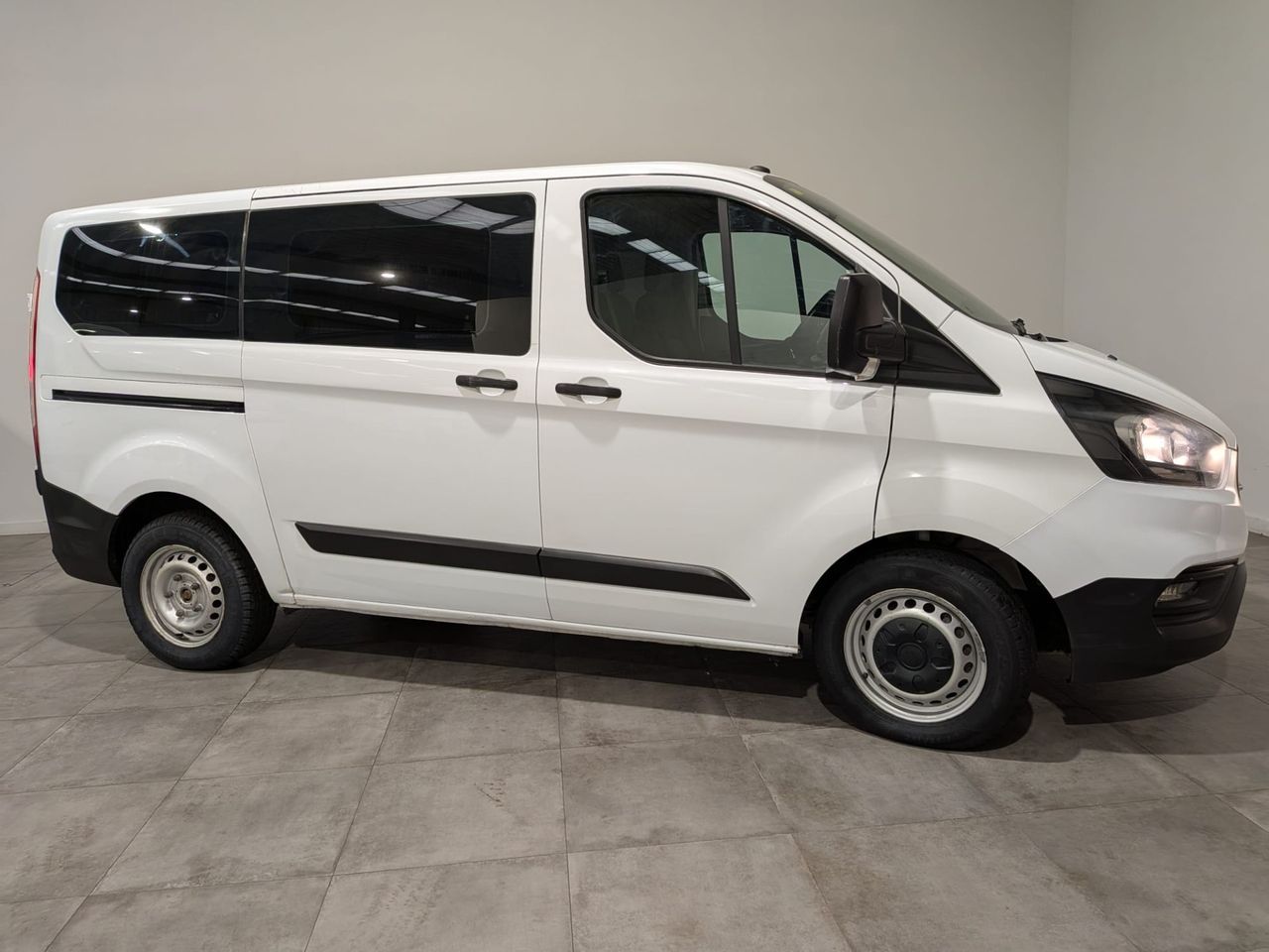Ford Transit Custom Kombi 2.0 TDCI 310 L1 AMBIENTE - foto 3