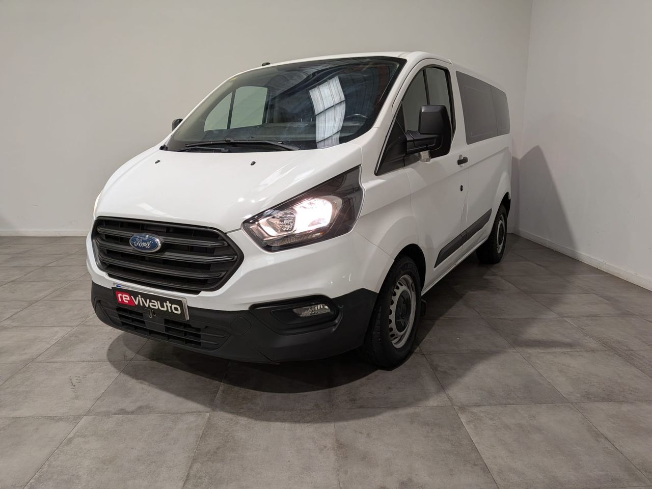 Ford Transit Custom KOMBI 2.0 TDCI 77KW 310 L1 AMBIENTE