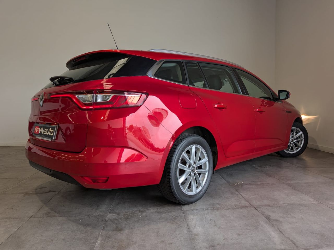 Renault Megane S.T. Business Blue dCi 85kW (115CV) - 18 - foto 4