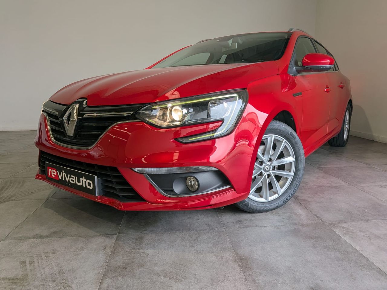 Renault Megane S.T. Business Blue dCi 85kW (115CV) - 18