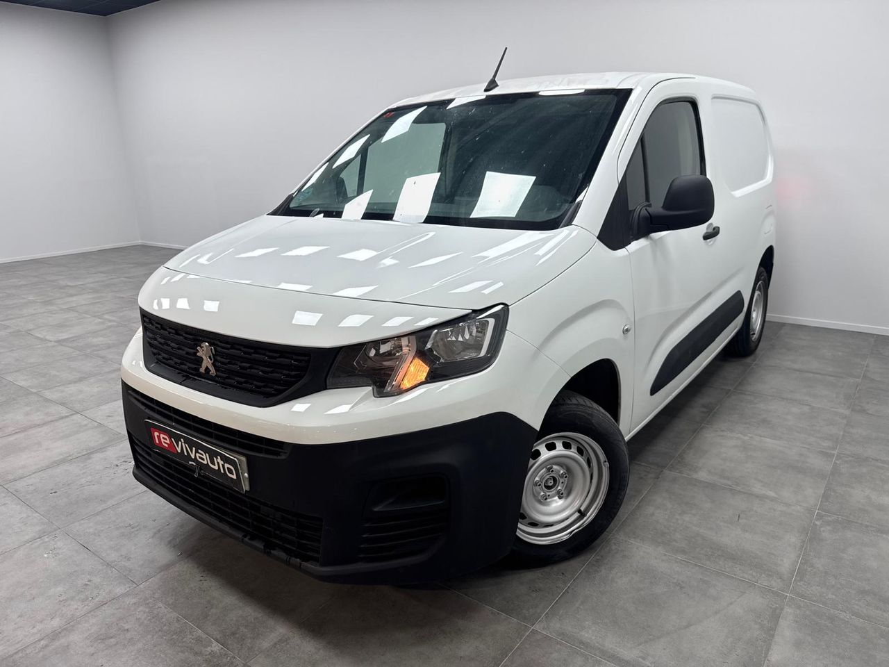 Peugeot Partner Pro standard 600kg BlueHdi