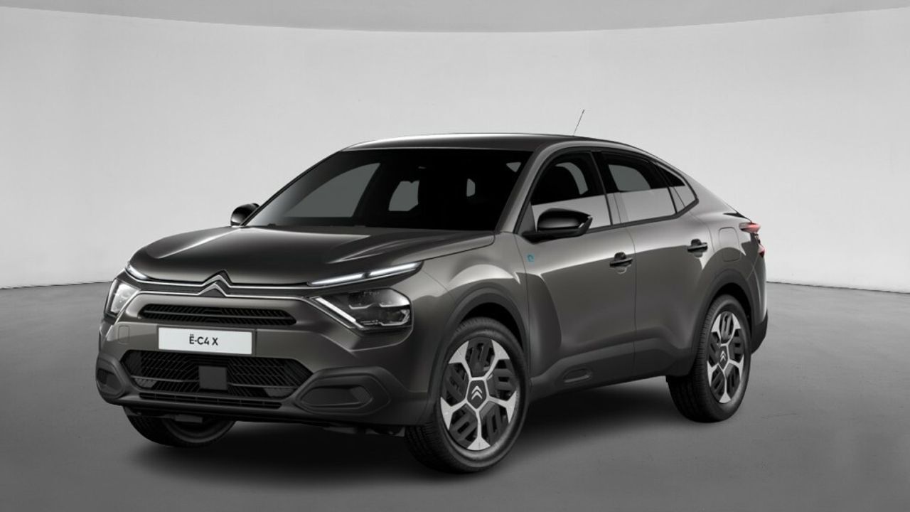 Vendemos  de segunda mano - citroën c4 2023 /