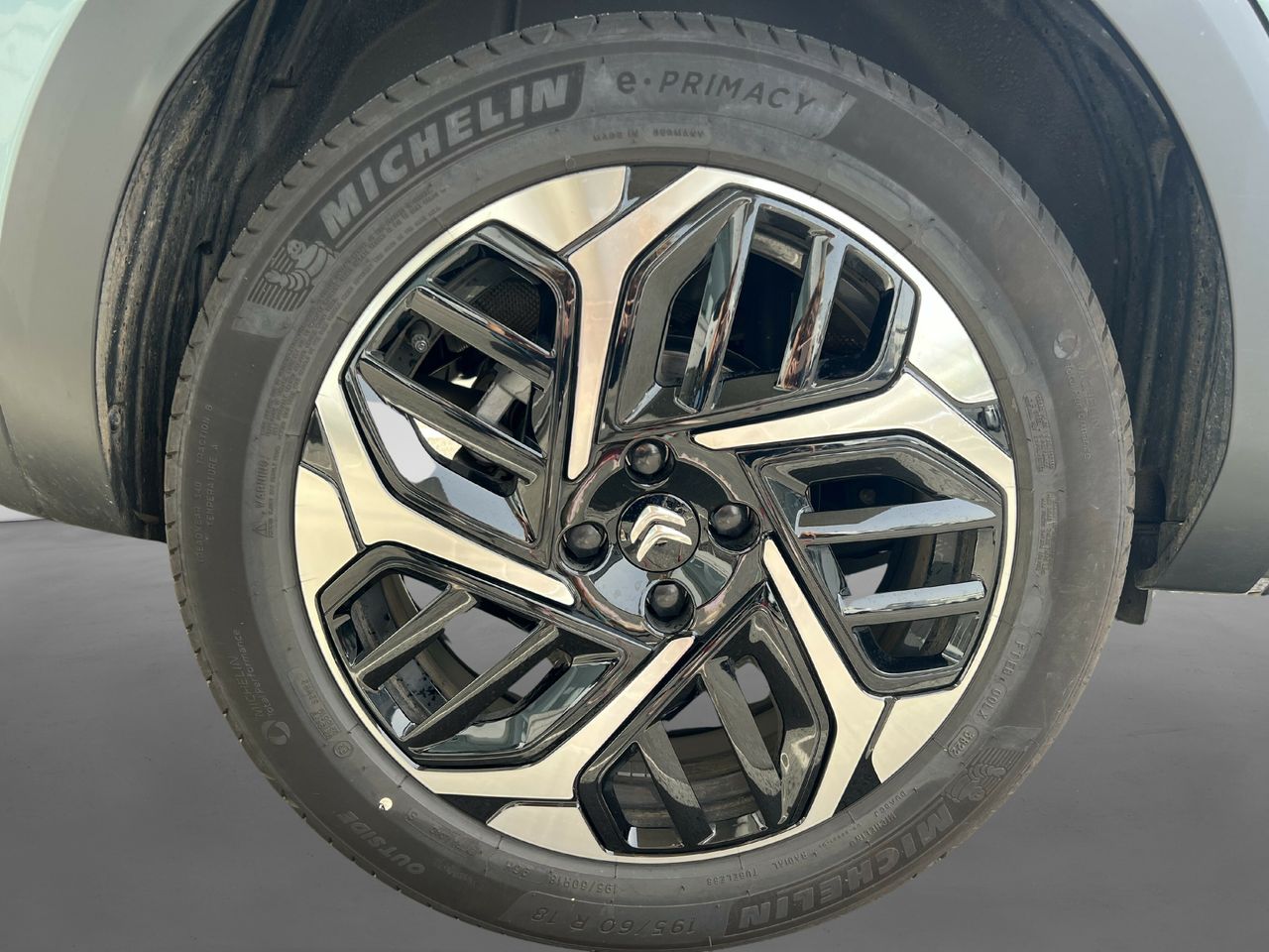 citroën c4 2024 / foto grande (3)
