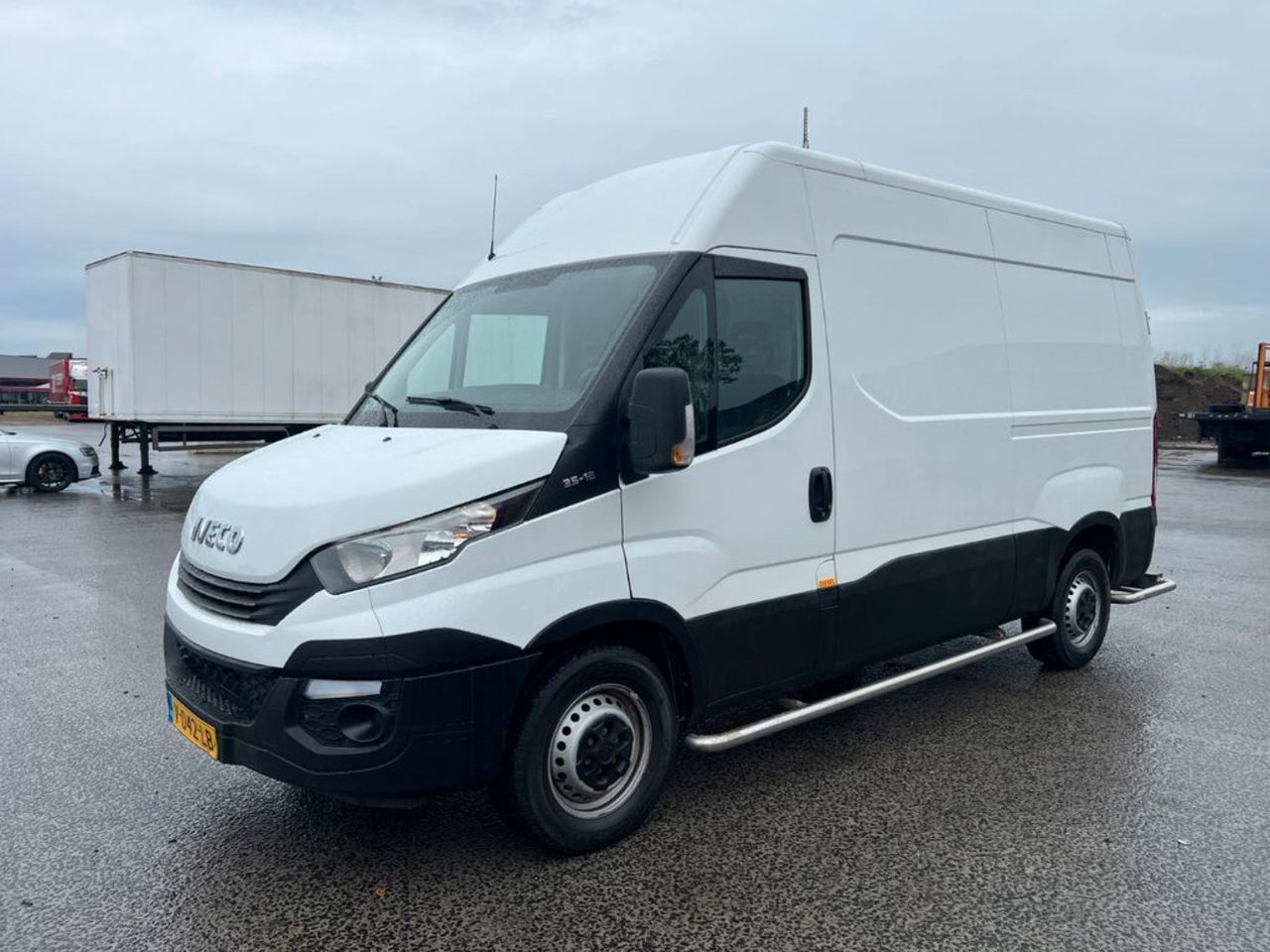 Iveco Daily 35S18
