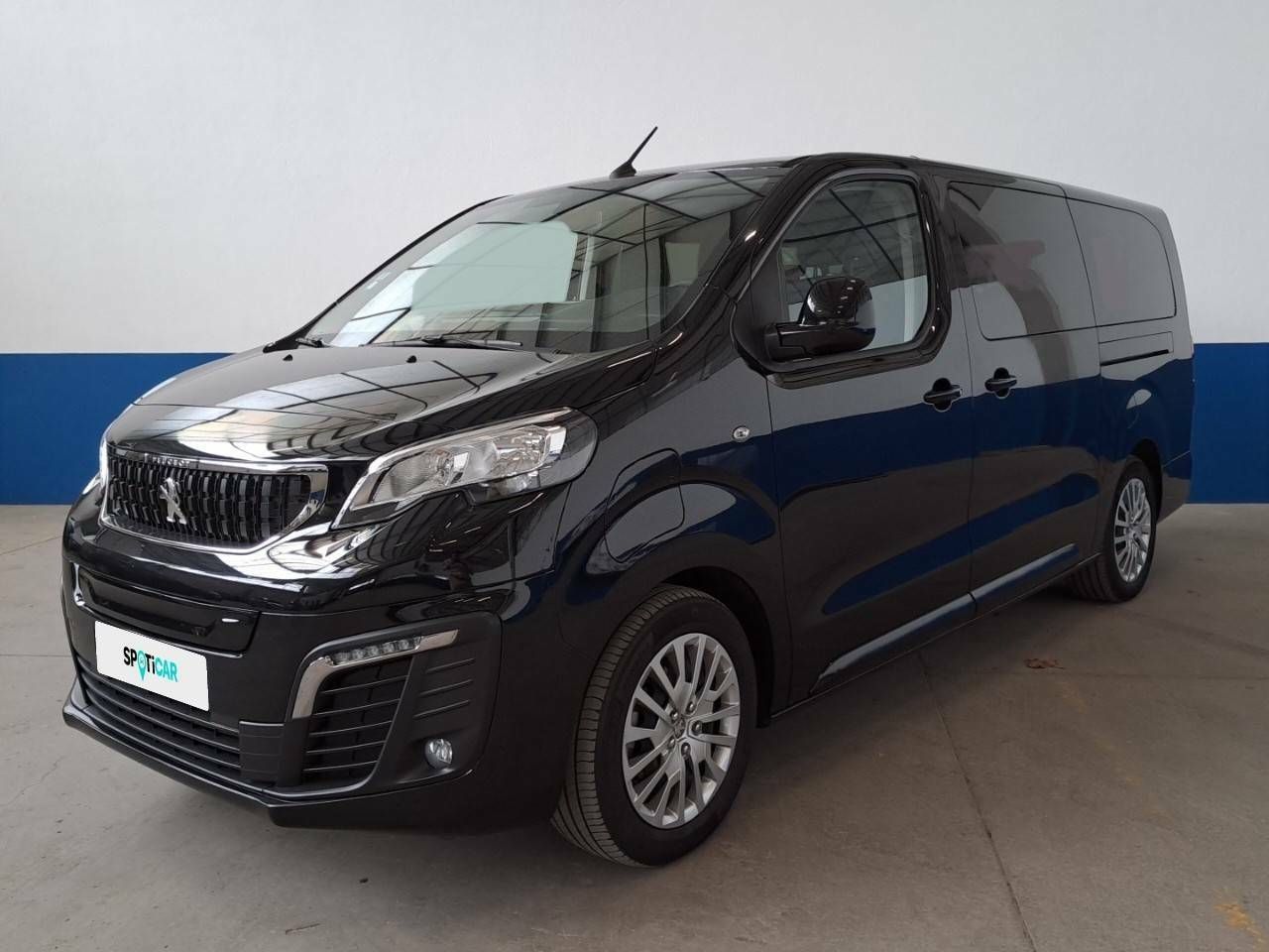 Foto peugeot traveller 2023 /