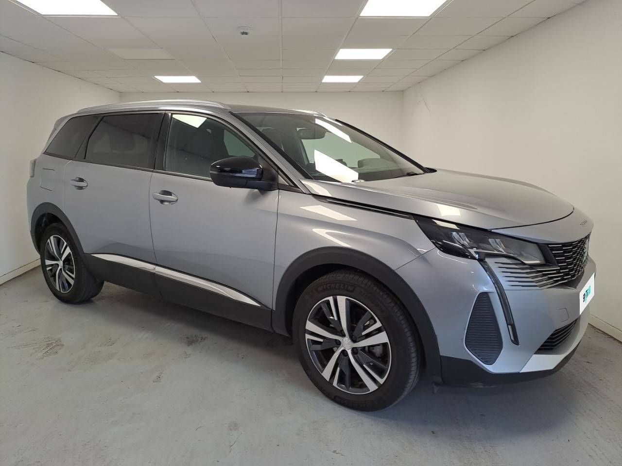 peugeot 5008 2024 / foto grande (3)