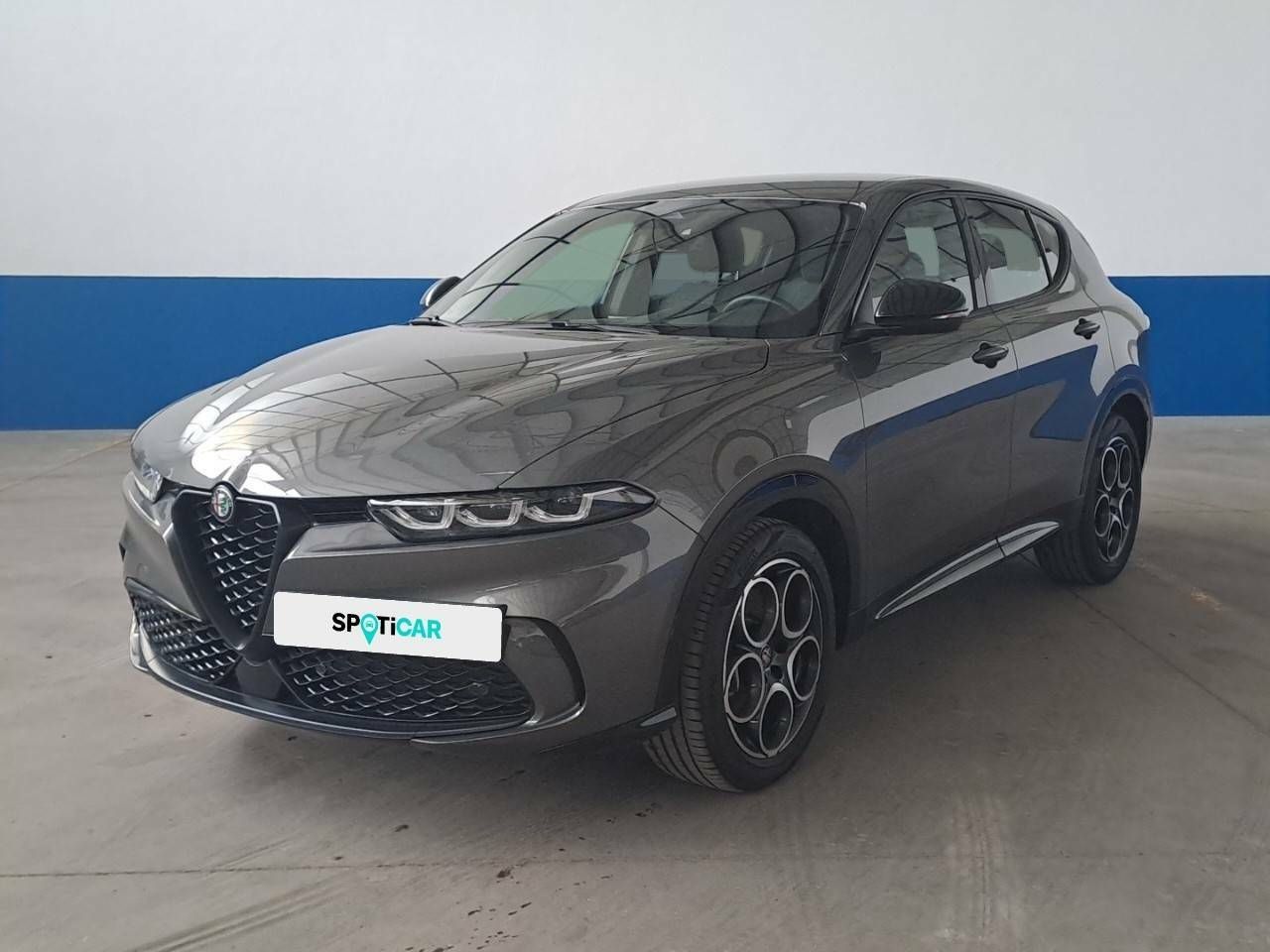 Foto alfa romeo tonale 2024 /