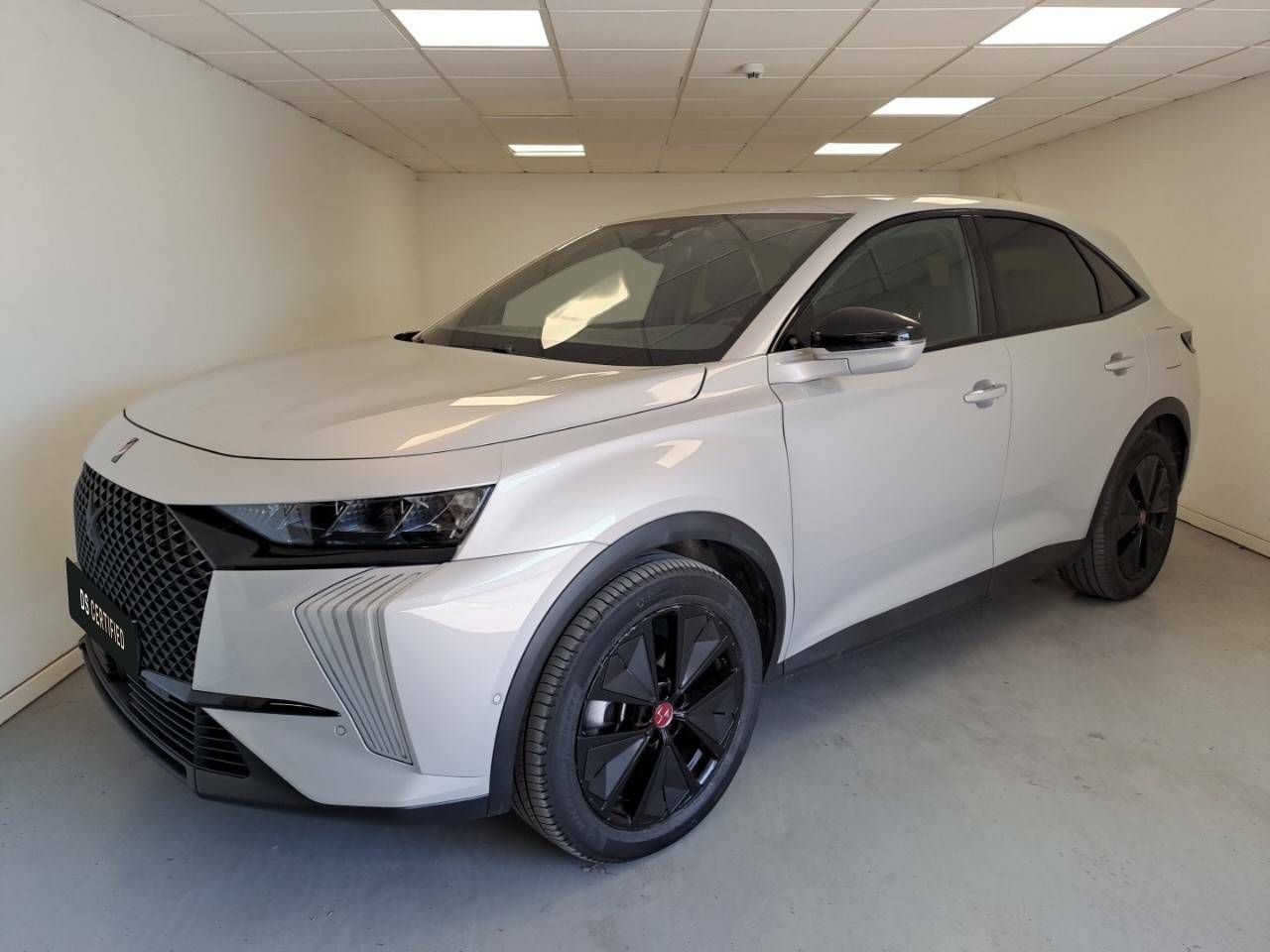 Foto ds automobiles ds 7 2024 /