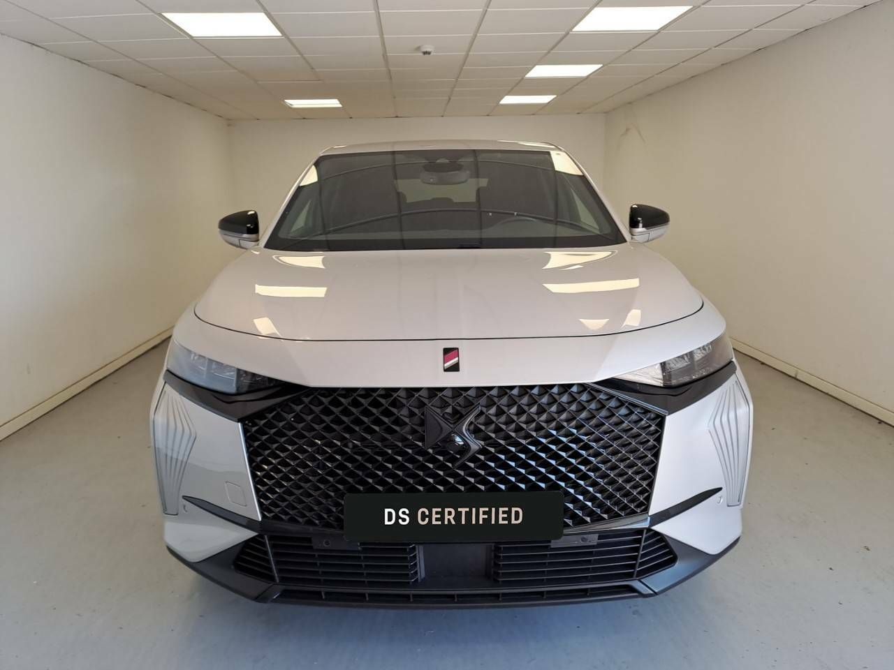 ds automobiles ds 7 2024 / foto grande (2)