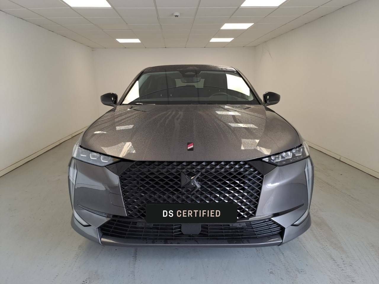 ds automobiles ds 4 2024 / foto grande (2)