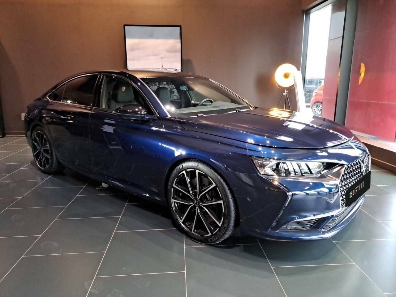 ds automobiles ds 9 2024 / foto grande (2)