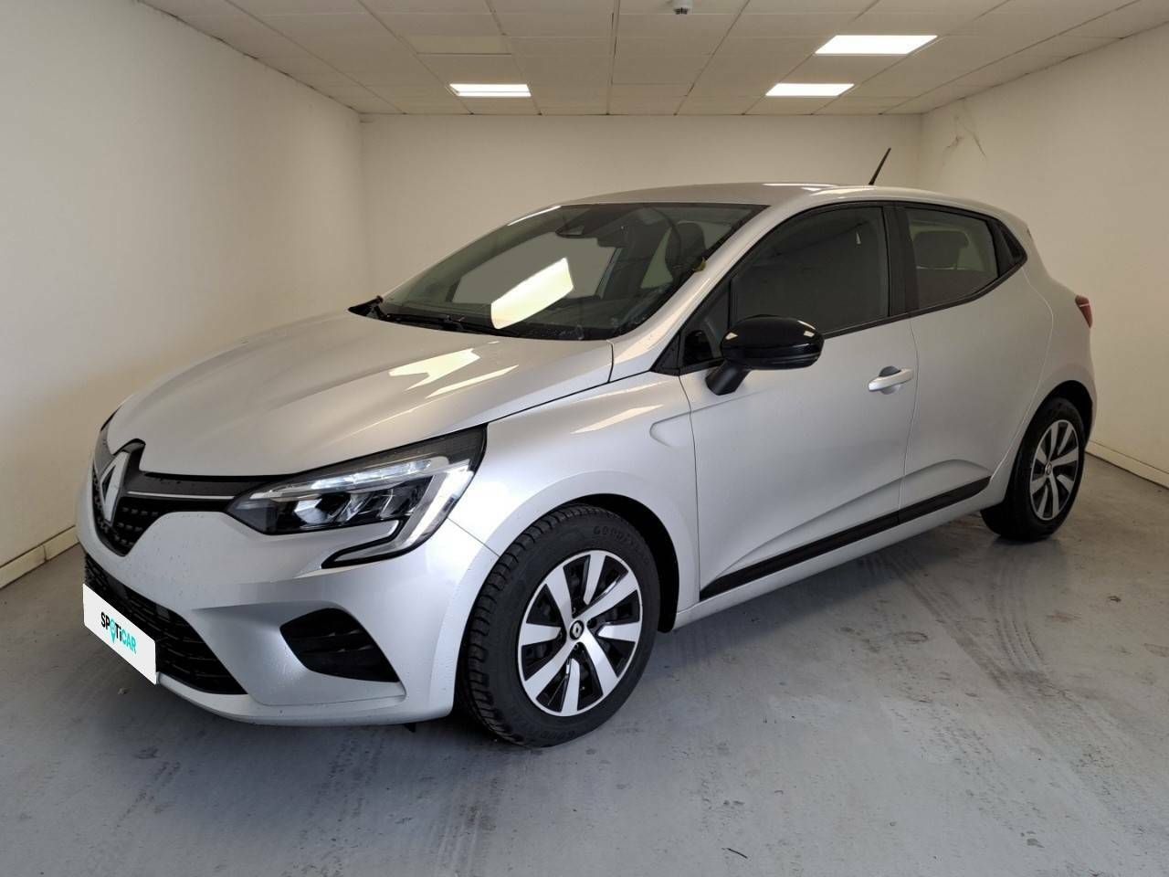 Foto renault clio 2023 /
