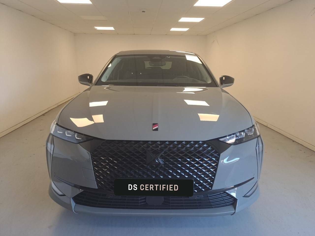ds automobiles ds 4 2024 / foto grande (2)