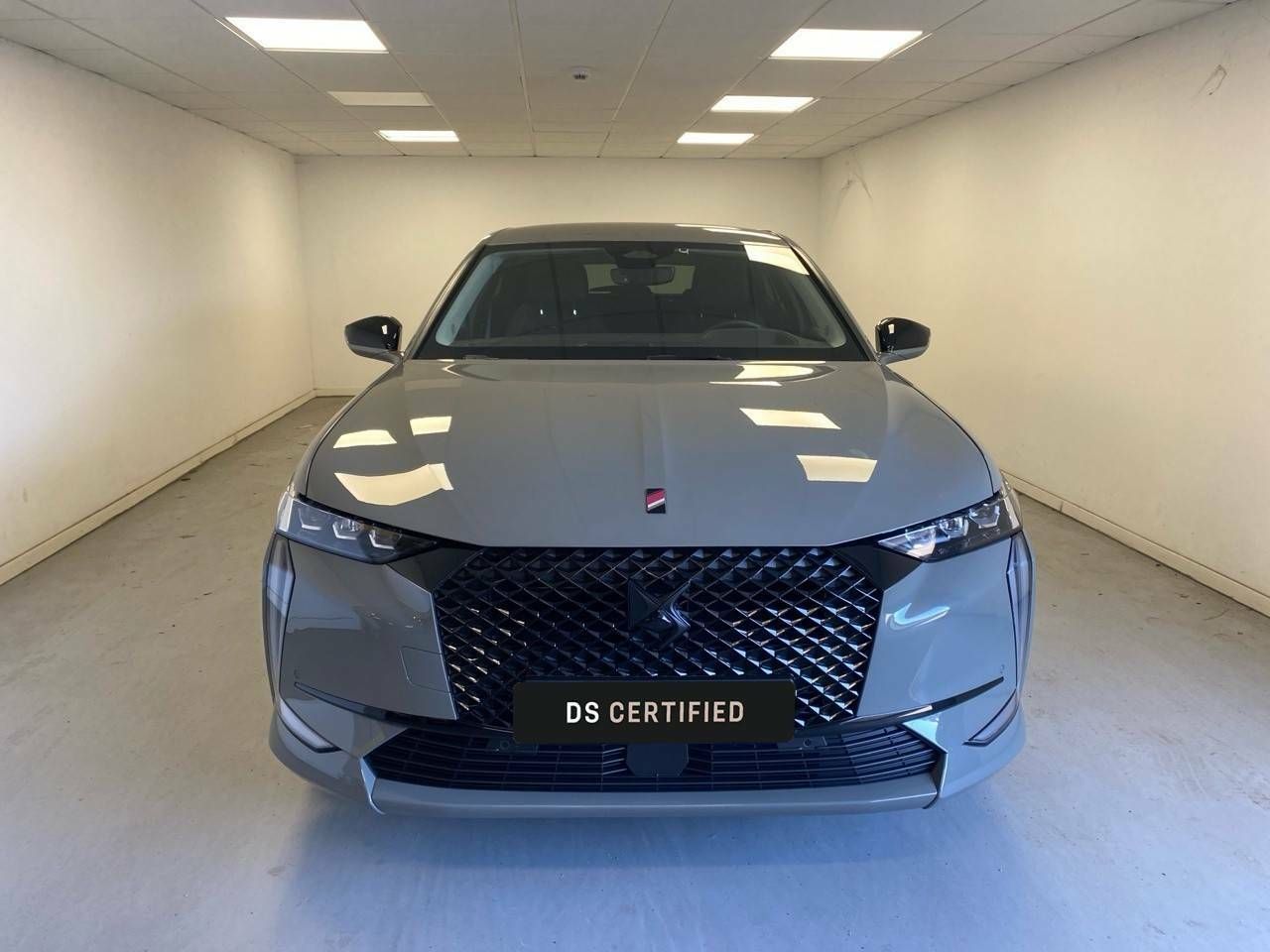 ds automobiles ds 4 2024 / foto grande (2)
