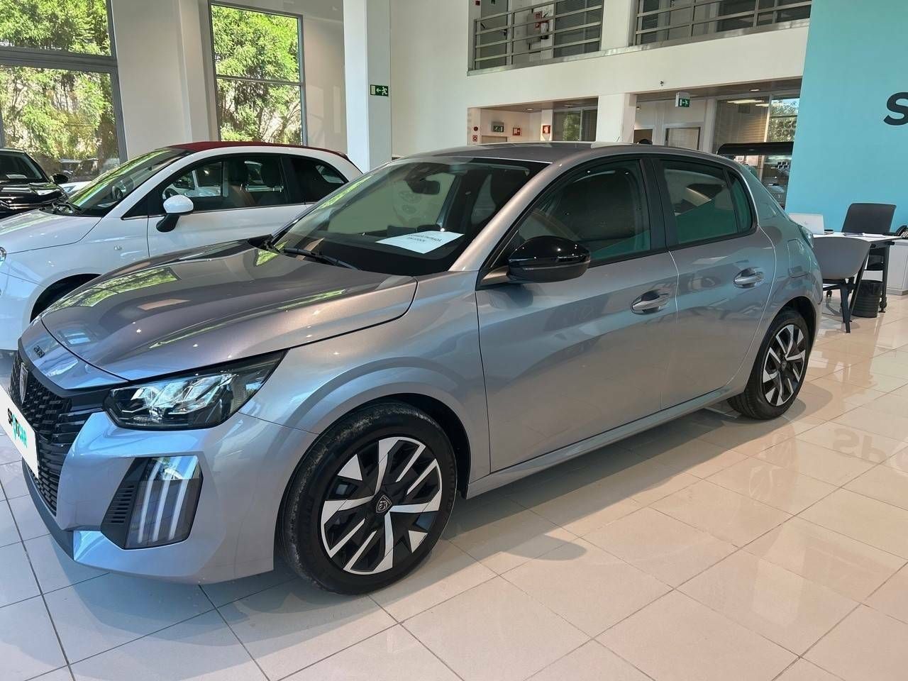 Foto peugeot 208 2024 /