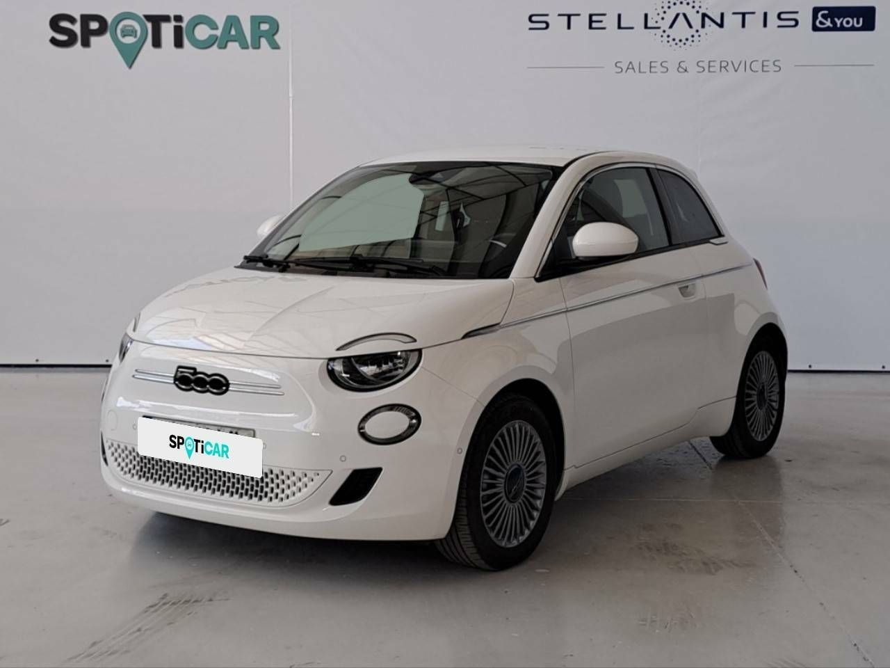 fiat 500 2024 /