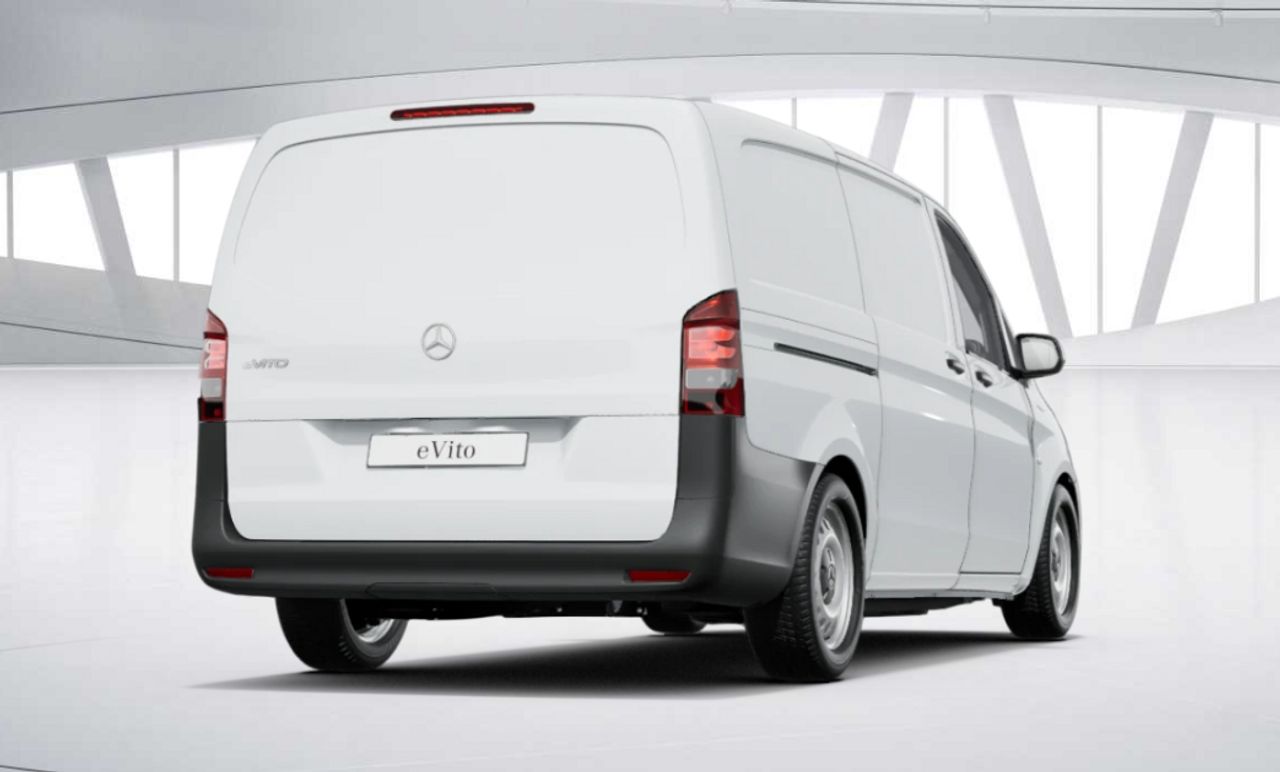 mercedes-vito-evito-112-furgon-larga-imagen-4