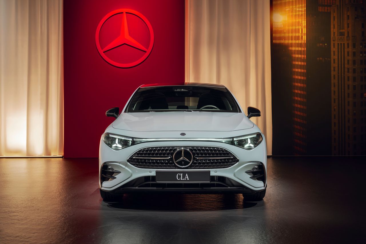 mercedes-cla-250+-con-tecnologia-eq-imagen-15