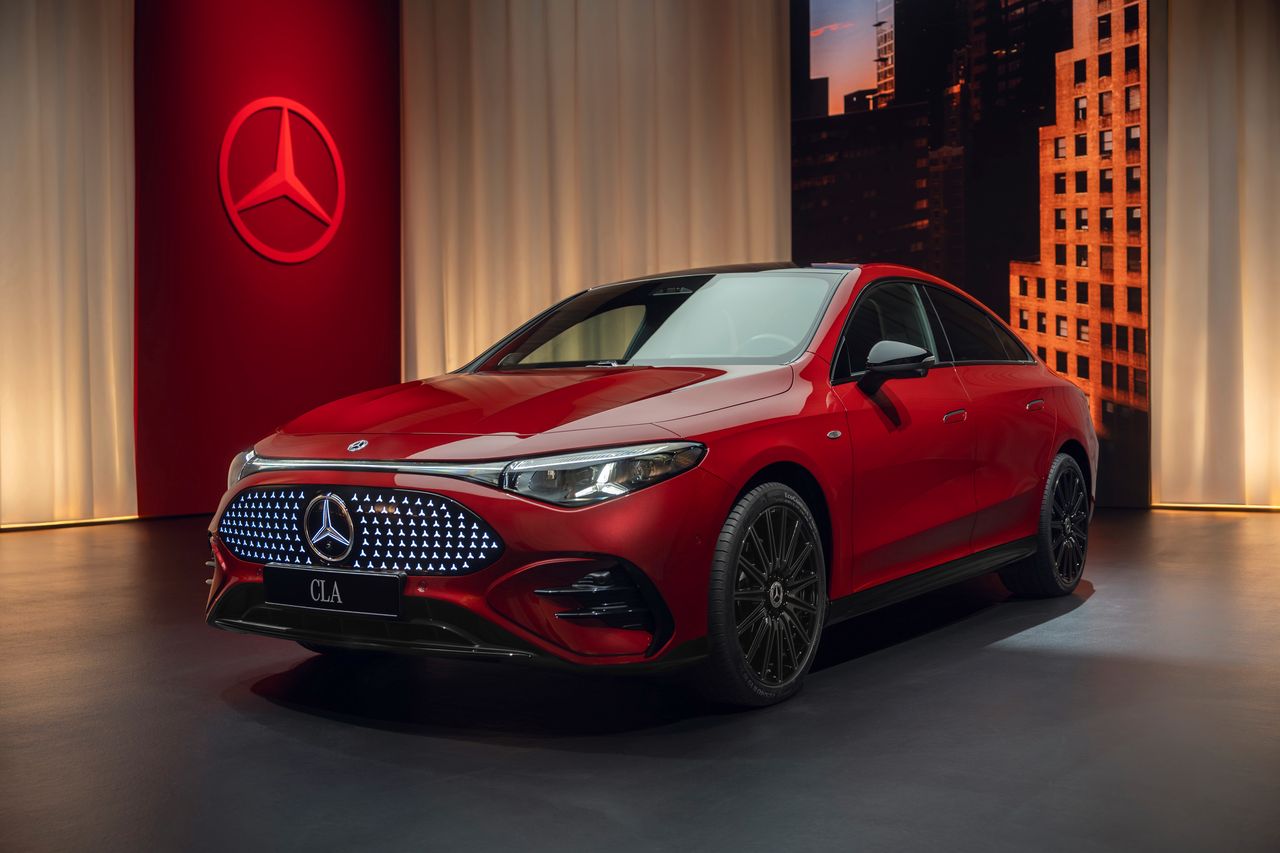 mercedes-cla-250+-con-tecnologia-eq-imagen-5