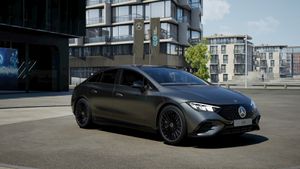 mercedes-eqe-eqe-350+-amg-night-edition-imagen-1