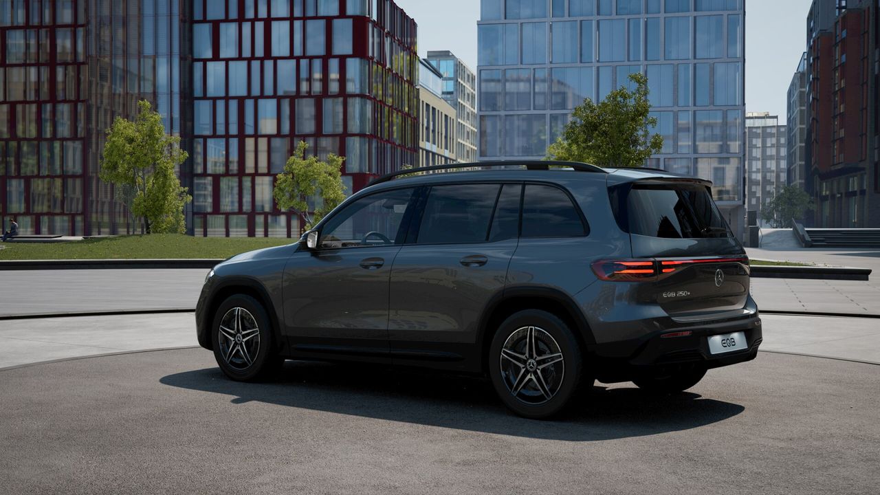 mercedes-eqb-eqb-250+-imagen-8