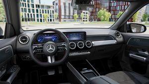 mercedes-eqb-eqb-250+-imagen-12