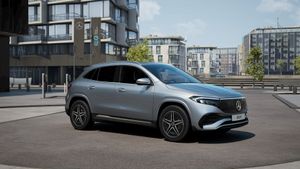 mercedes-eqa-eqa-250+-imagen-2