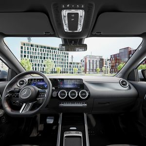 mercedes-eqa-eqa-250+-imagen-13