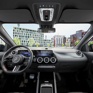 mercedes-eqa-eqa-250+-imagen-13
