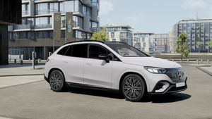 mercedes-eqe-eqe-500-4matic-amg-night-edition-suv-imagen-2