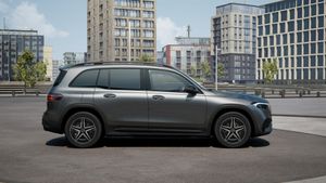 mercedes-eqb-eqb-250+-imagen-3