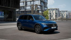 mercedes-eqb-eqb-250+-imagen-1