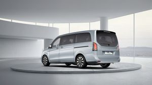 mercedes-clase-v-300-d-avantgarde-largo-imagen-3