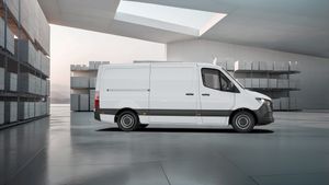 mercedes-sprinter-311-cdi-furgon-pro-medio-imagen-4
