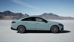 mercedes-cla-cla-250+-con-tecnologia-eq-imagen-3