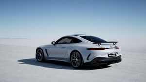 mercedes-mercedes-amg-gt-mercedes-amg-gt-63-s-e-performance-imagen-7