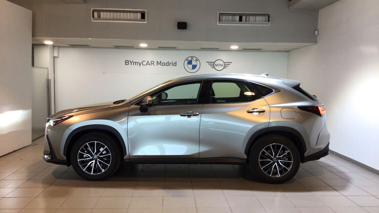 lexus nx 2024 / foto grande (3)