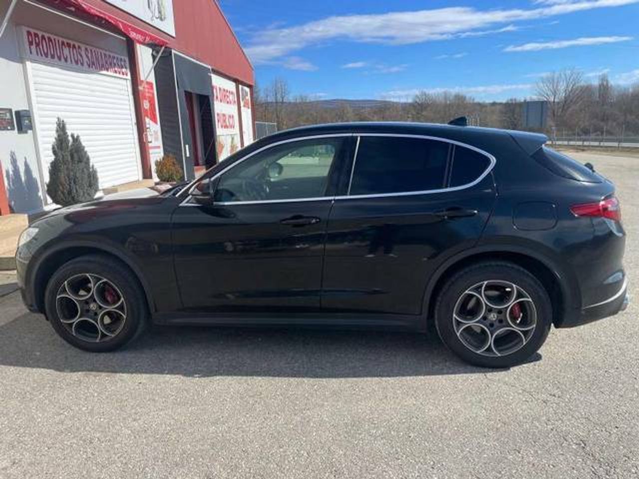 alfa romeo stelvio 2018 / foto grande (2)