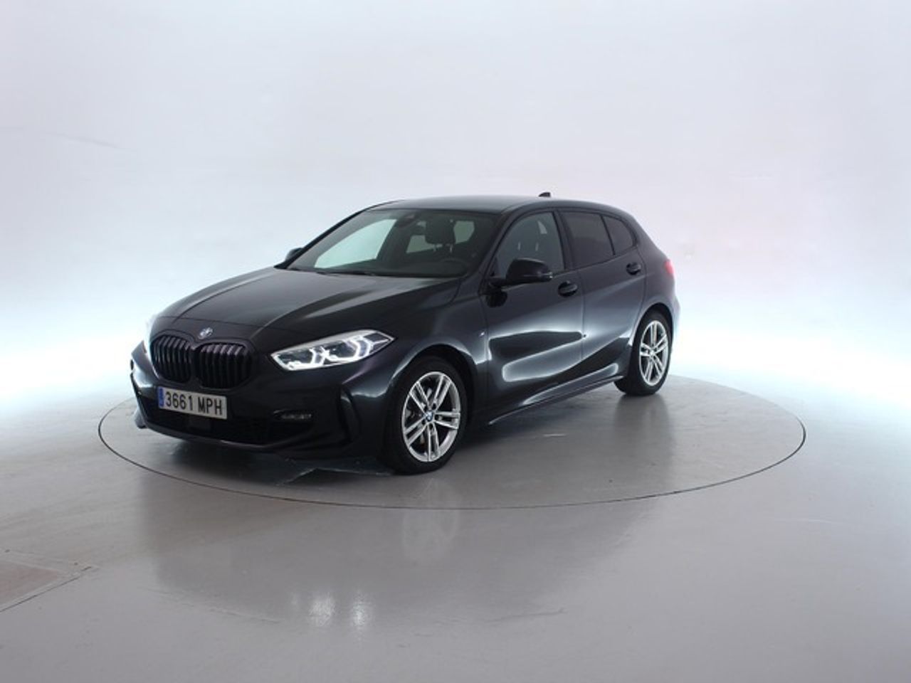 Foto bmw serie 1 2024 /