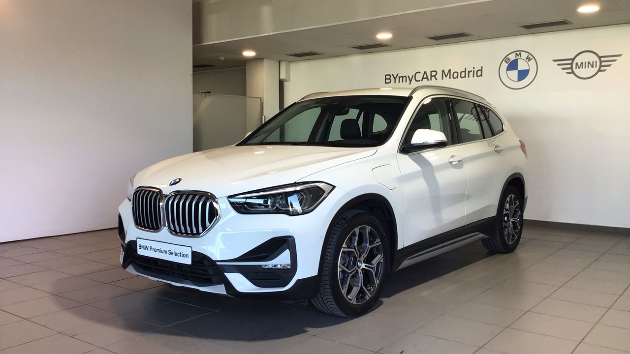 bmw x1 2021 /