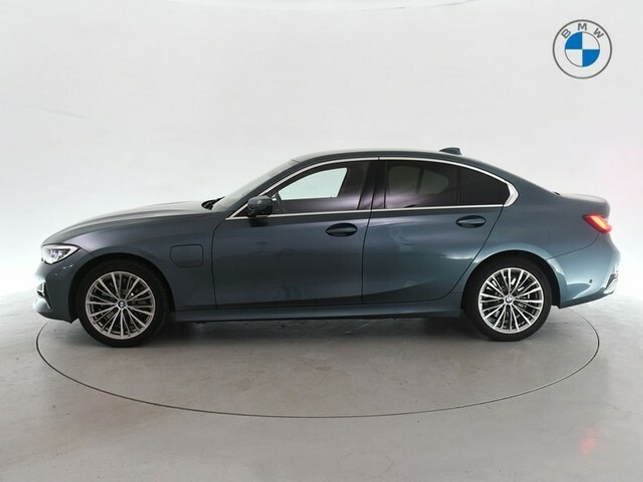bmw serie 3 2021 / foto grande (3)