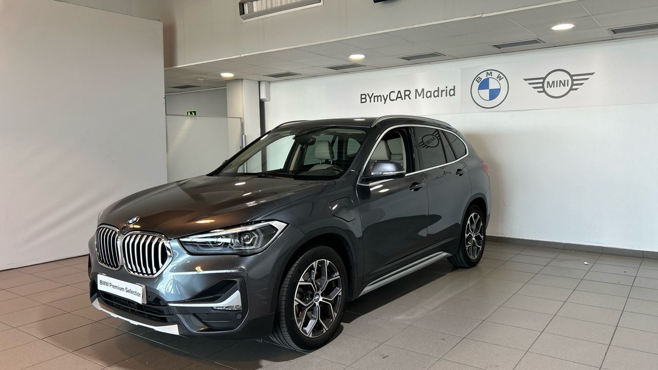 bmw x1 2021 /