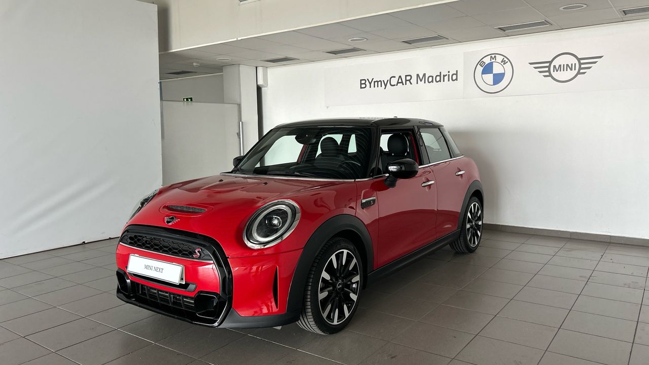 mini 5 puertas 2022 /