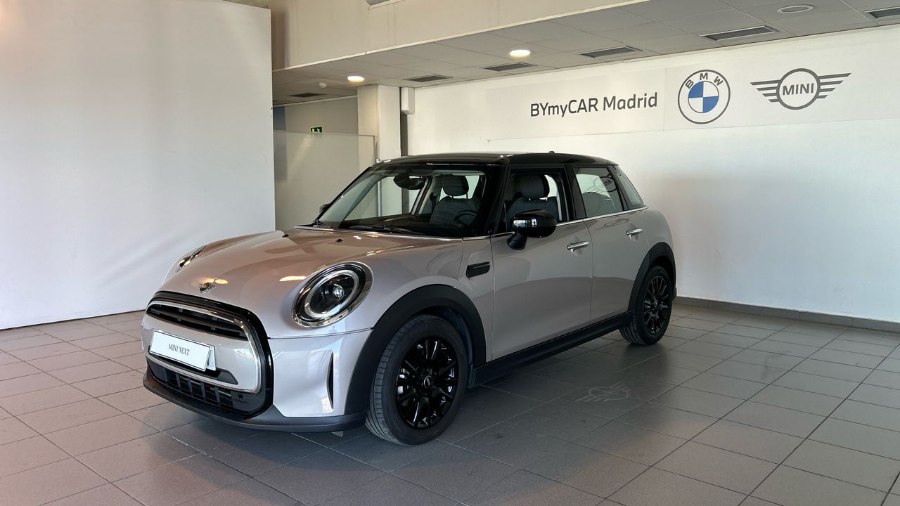 mini 5 puertas 2022 /